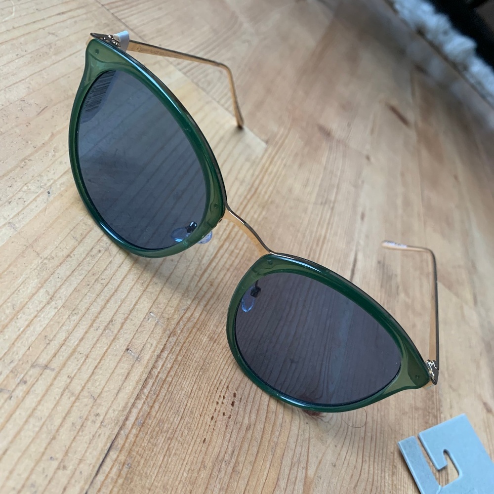 Urban Outfitters Green Cat-Eye Sunglasses
